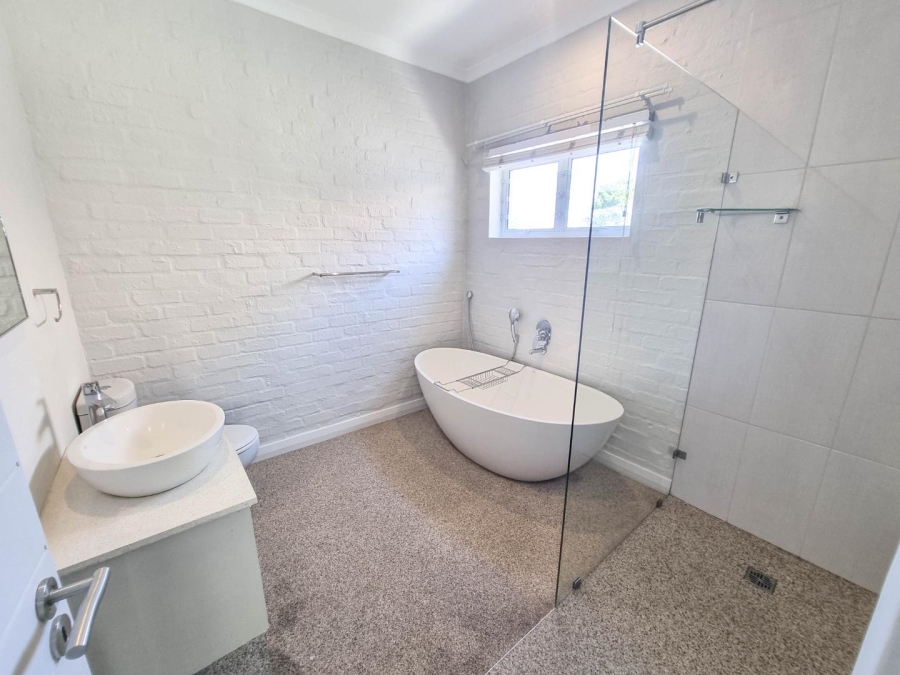 3 Bedroom Property for Sale in Onrus Western Cape